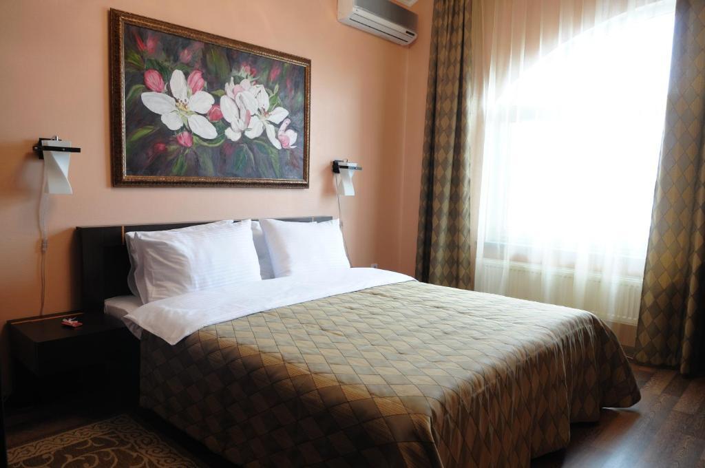 Melrose Hotel Rivne Phòng bức ảnh