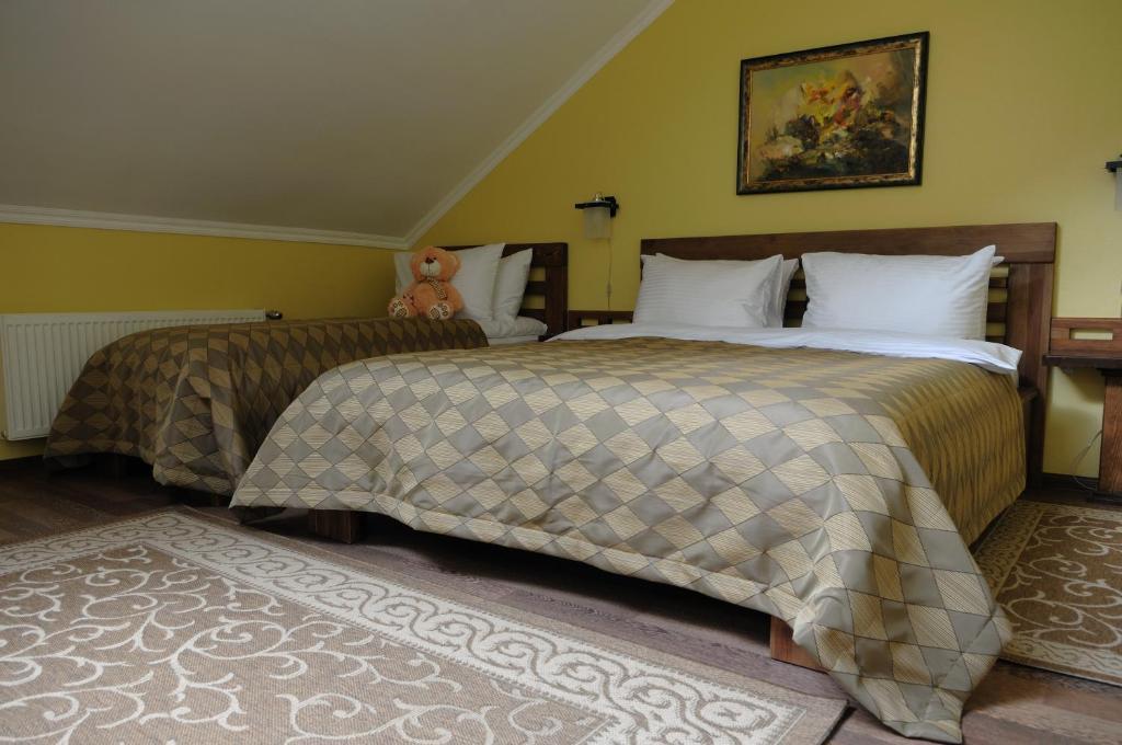 Melrose Hotel Rivne Phòng bức ảnh